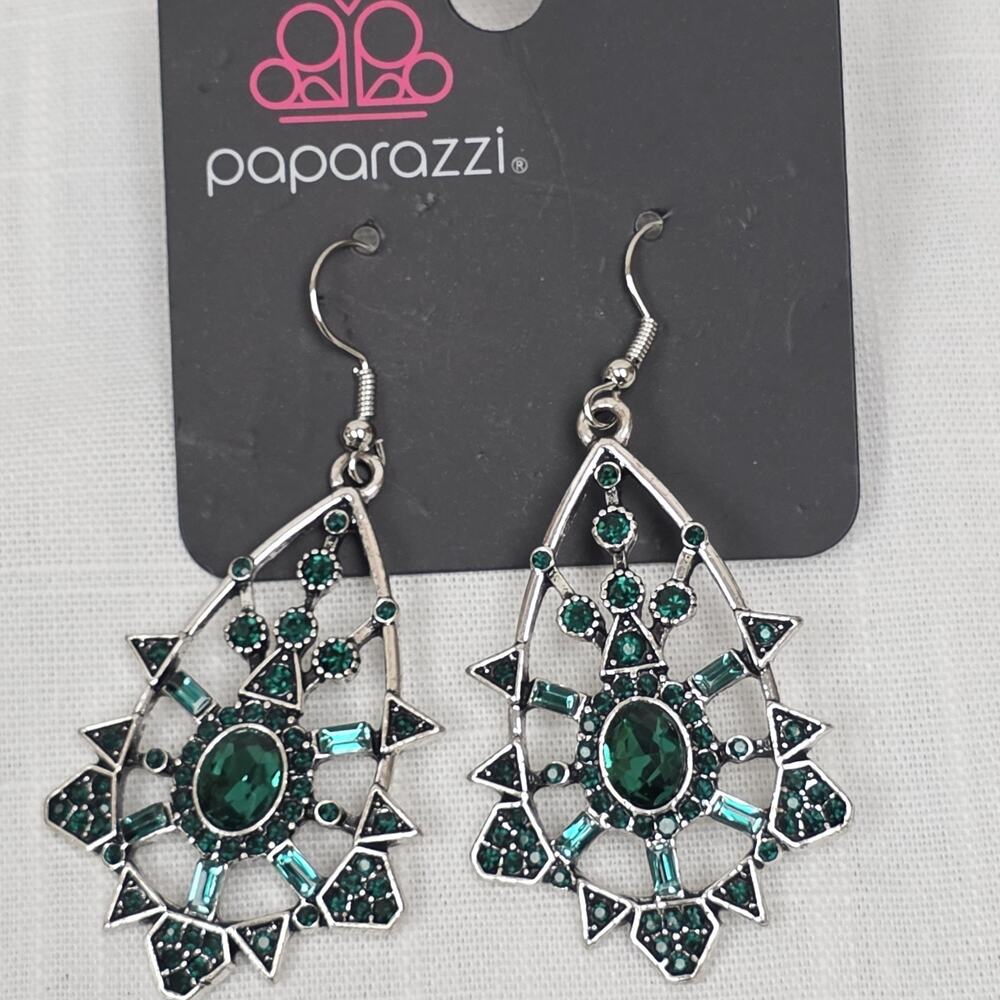 Paparazzi Emerald Green Rhinestone Teardrop Dangle Earrings Silver Tone Statemen